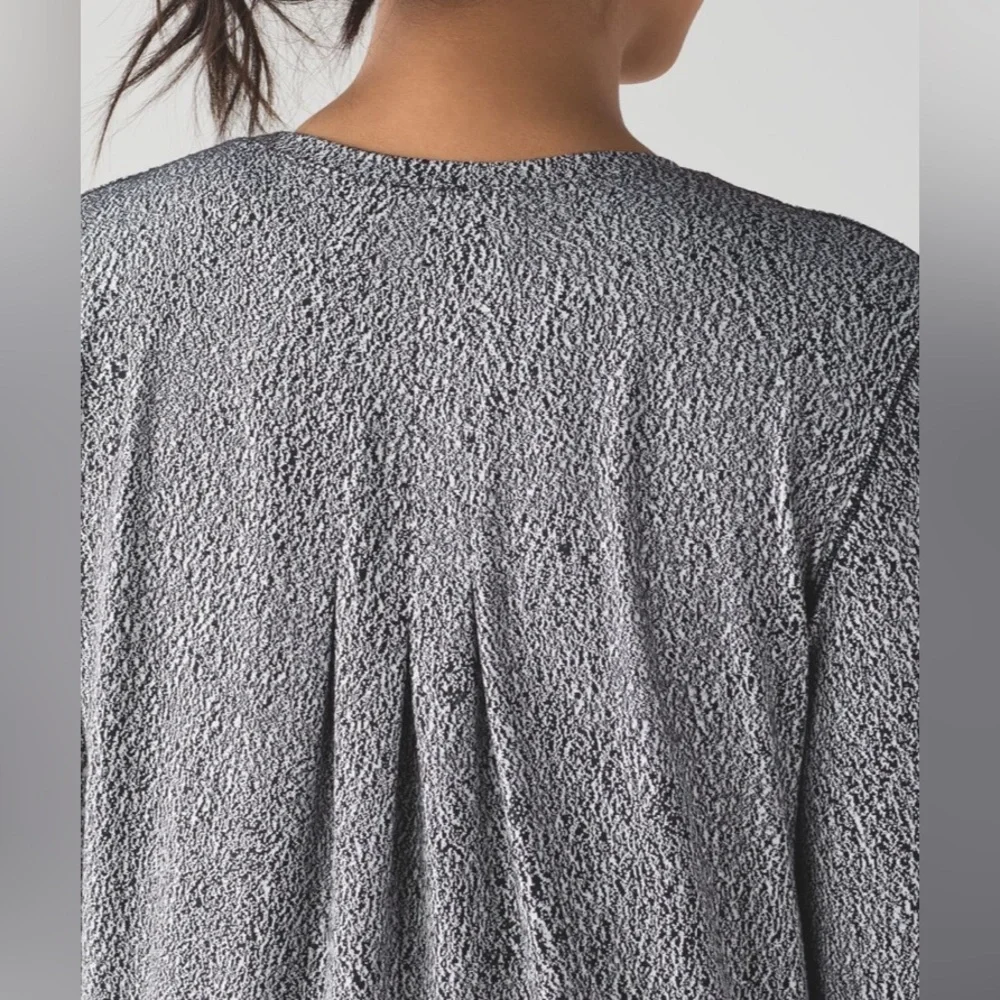 Lululemon Rush Hour Long Sleeve Crewneck Workout Shirt RULU